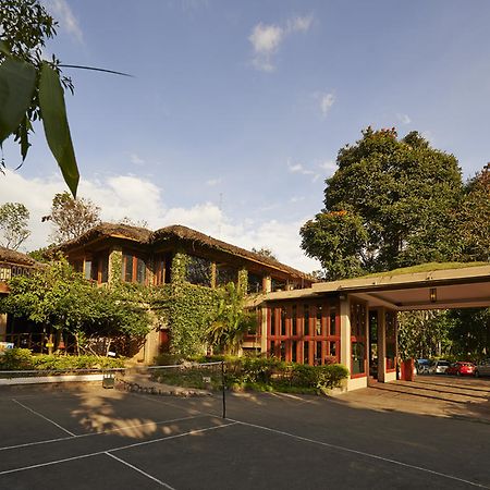 Hotel Club Mahindra Thekkady Esterno foto