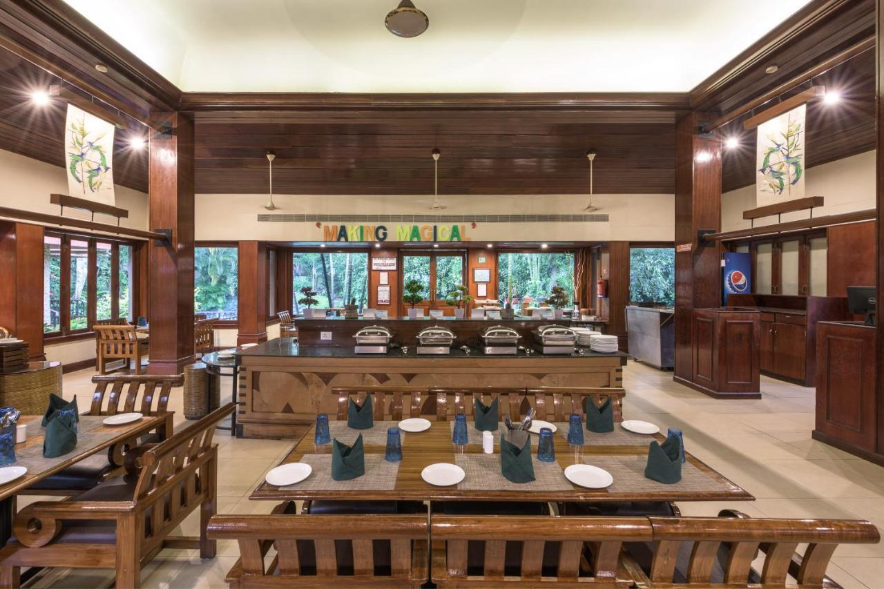 Hotel Club Mahindra Thekkady Esterno foto