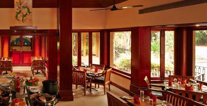 Hotel Club Mahindra Thekkady Esterno foto