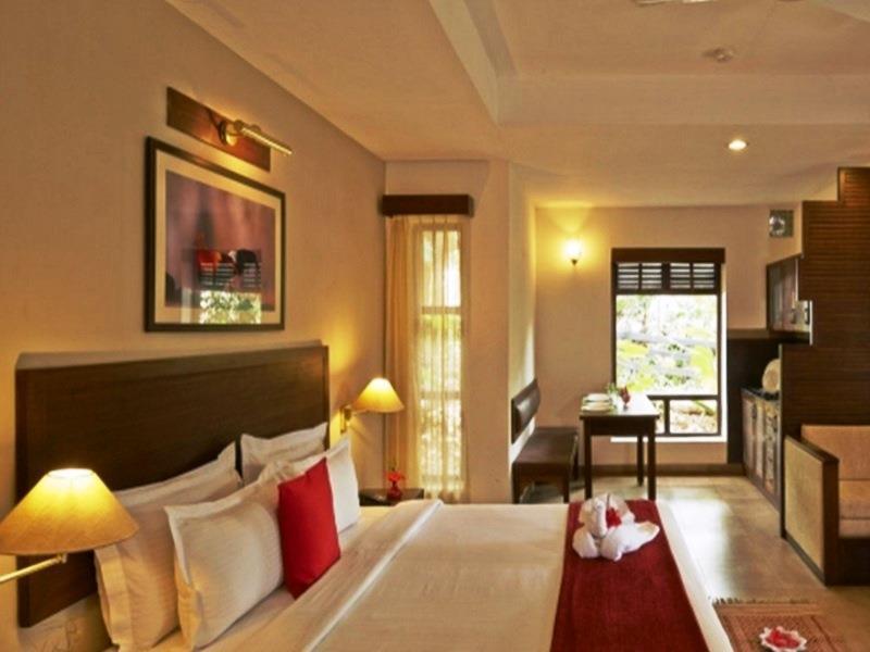 Hotel Club Mahindra Thekkady Esterno foto
