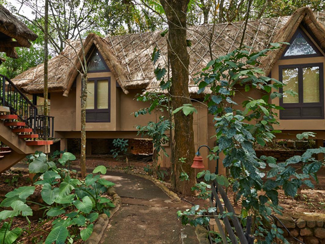 Hotel Club Mahindra Thekkady Esterno foto